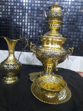 سماور 6لیتری قلمزنی گل و مرغ با سرویس ست فونیکس